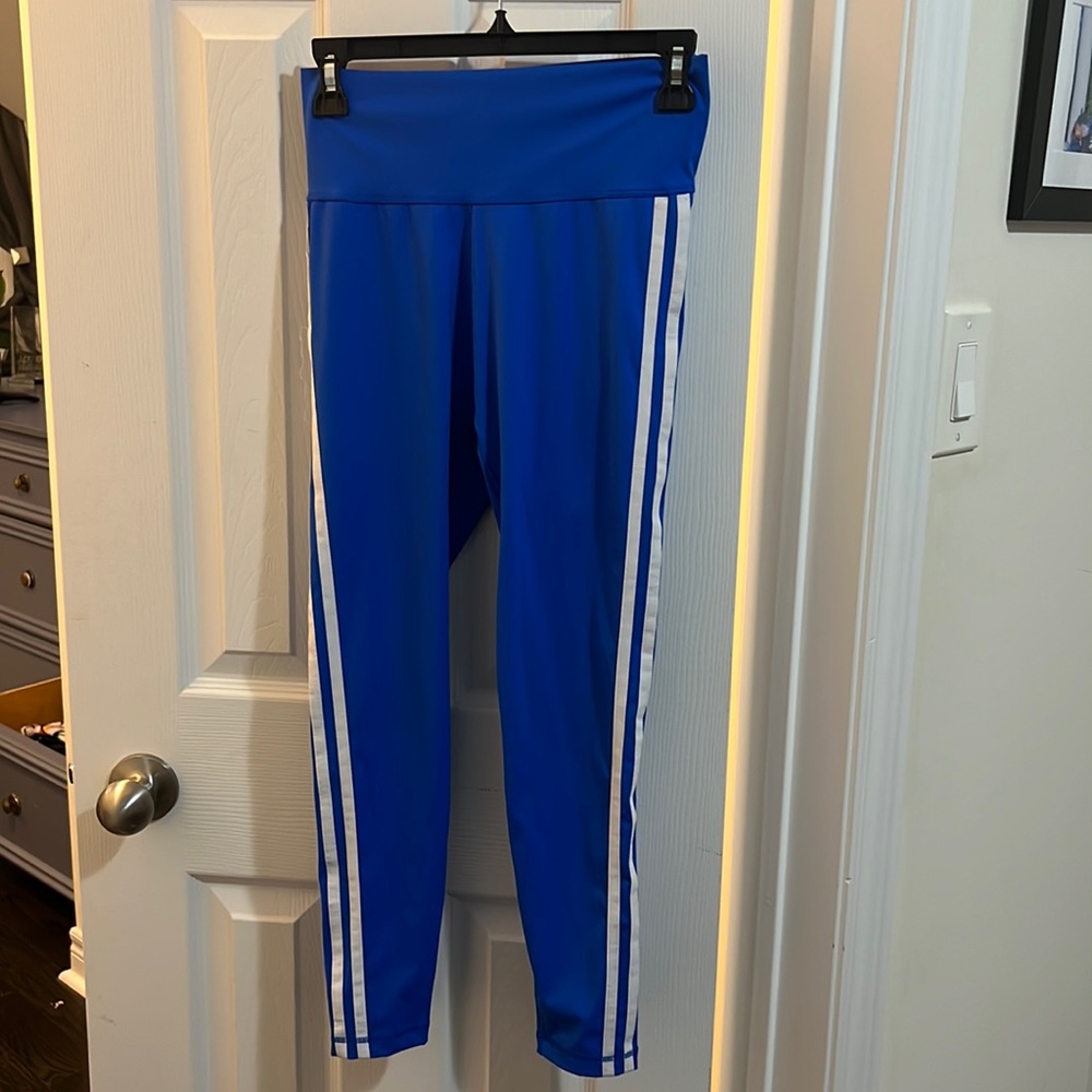 NWOT Adidas women’s tights - M